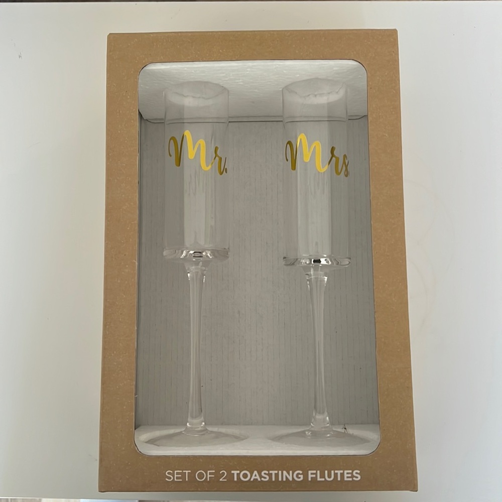 Set of 2 Toasting Flutes LEGACY & MAIN COLLECTION